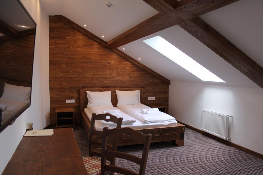 Shpatser Hotel Brjuhovicsi Szoba fotó