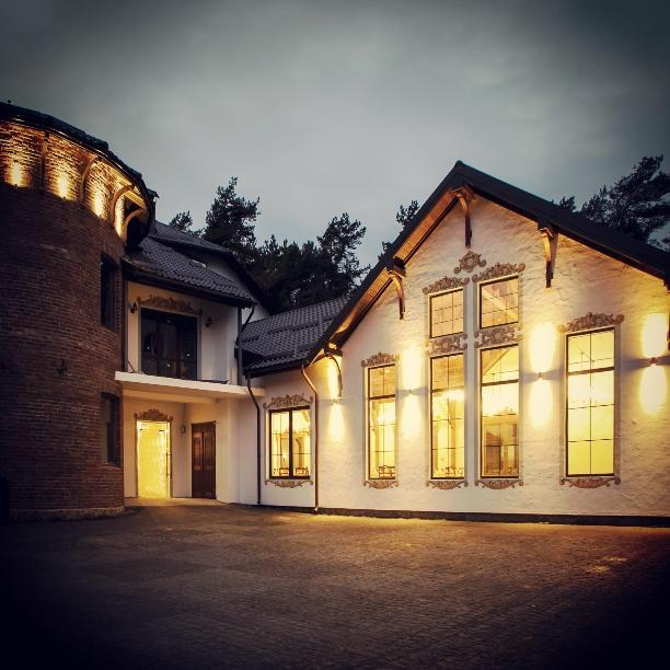 Shpatser Hotel Brjuhovicsi Kültér fotó